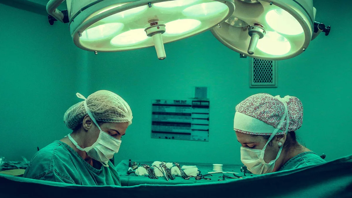 doctorandsurgeon medicina cordua